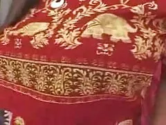 女の子の肩に 動画 女性 えろ