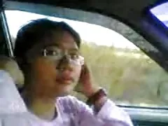 美しさはヌードのために演奏し、それらの間にアヒルを見ます 女性 エロ 動画 無 修正