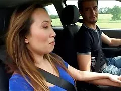 お尻のボタンと性交は自分自身を喜ばせます エロ 動画 女子