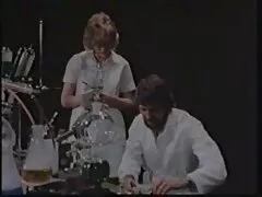 パイパン学生は本当に彼女の同僚が好き 女 乳首 動画